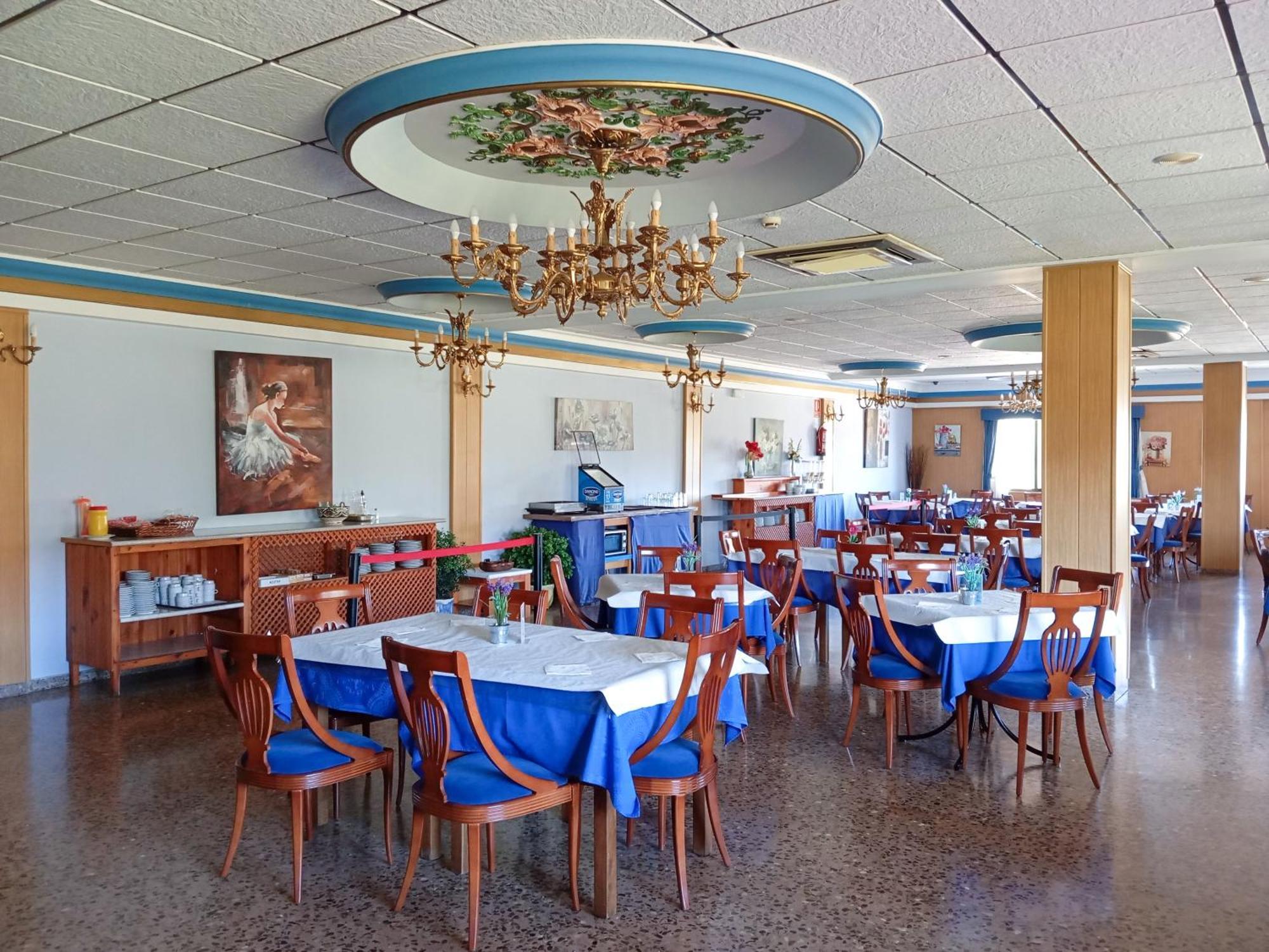 Hotel La Rueda 3000 Мора-де-Рубьелос Экстерьер фото