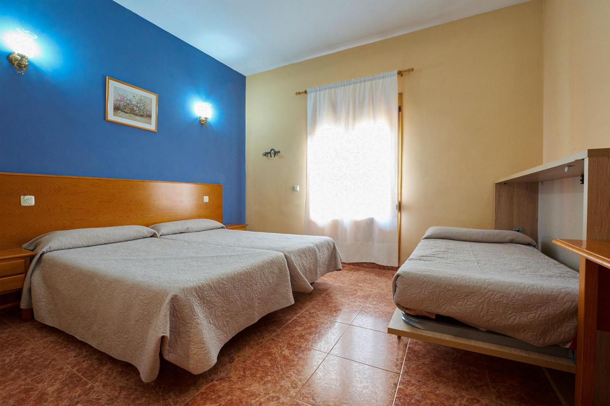 Hotel La Rueda 3000 Мора-де-Рубьелос Экстерьер фото