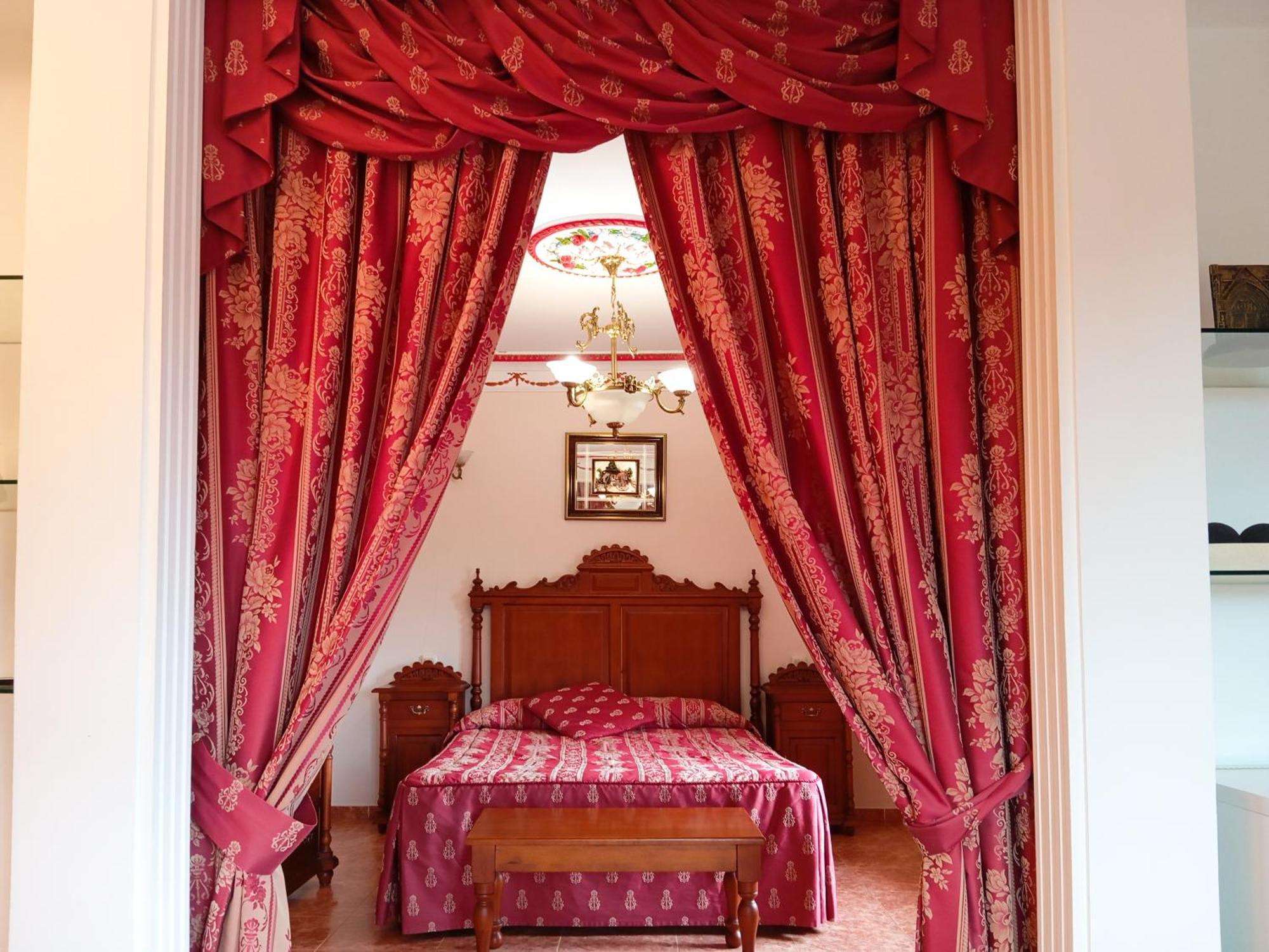 Hotel La Rueda 3000 Мора-де-Рубьелос Экстерьер фото