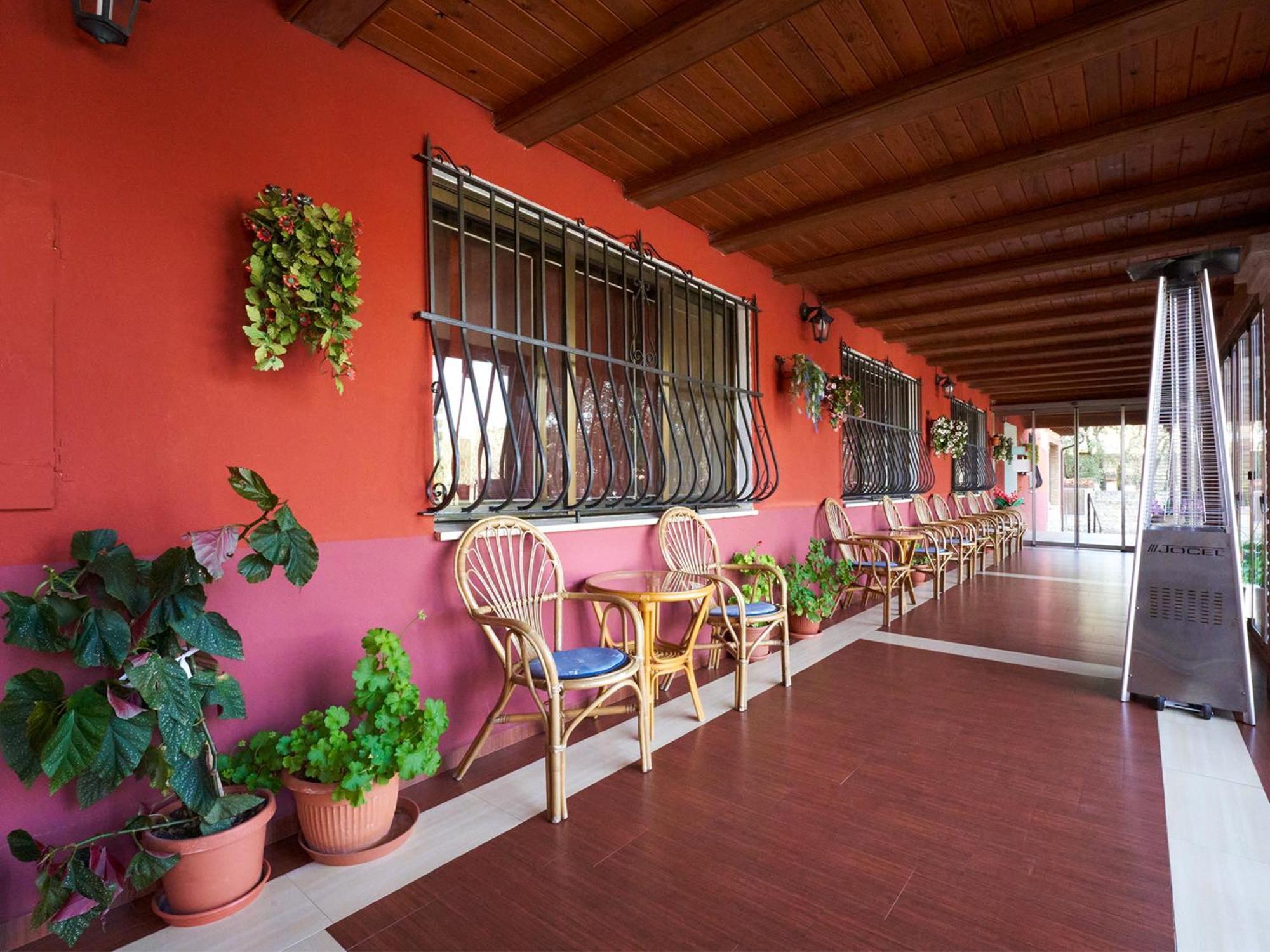 Hotel La Rueda 3000 Мора-де-Рубьелос Экстерьер фото