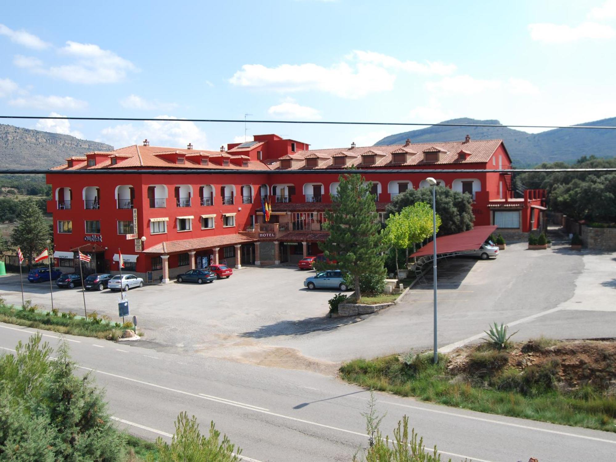 Hotel La Rueda 3000 Мора-де-Рубьелос Экстерьер фото